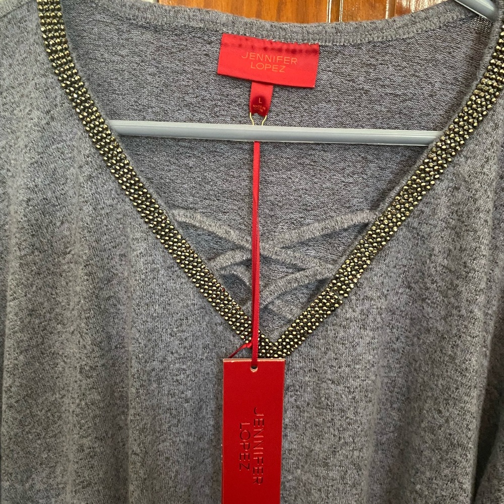 Jennifer Lopez lightweight sweater